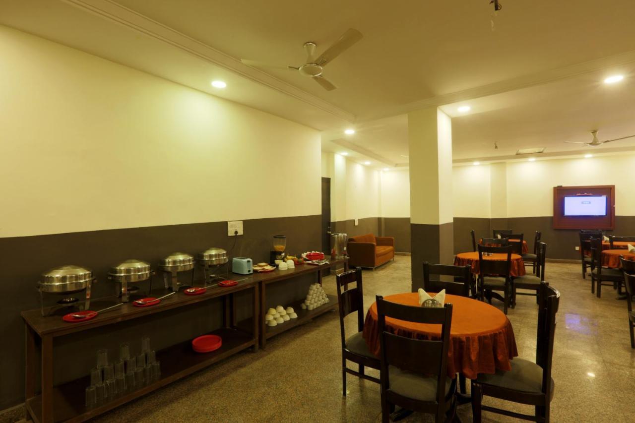 Hotel Airport Star New Delhi Ngoại thất bức ảnh